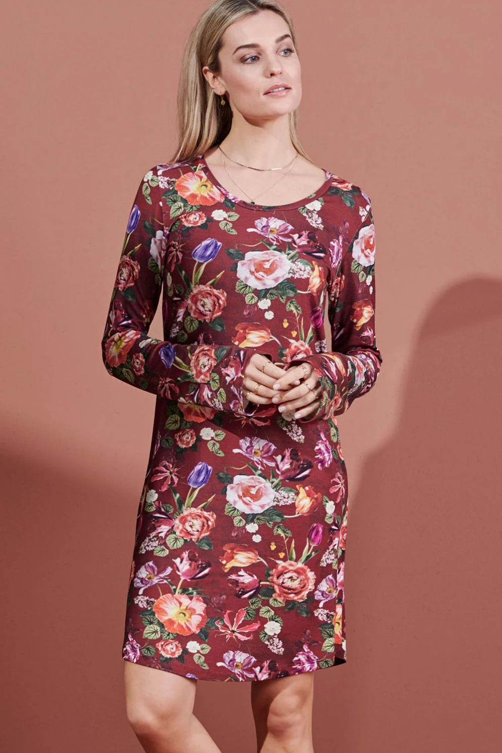 ESSENZA: Loungewear 2021-2 Elm Scarlett Dress Long Sleeve 3 ESSENZA: Loungewear 2021-2 Elm Scarlett Dress Long Sleeve
